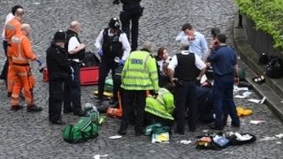 Ambasadorul Romaniei in Marea Britanie: Romanii raniti in atentatul de la Londra sunt alaturi de familii