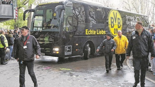 Explozie langa autocarul echipei Borussia, la hotelul din Dortmund. Mijlocasul Marc Bartra ar fi fost ranit
