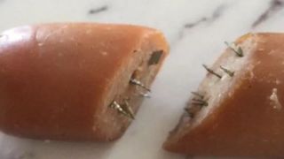 Bucati de lama ascutita in crenvusti. Descoperirea socanta a stapanei unui catel