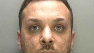 El este romanul condamnat la inchisoare, in Anglia, dupa ce a abuzat o tanara, chiar de ziua ei de nastere