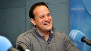 Irlanda are oficial primul premier homosexual