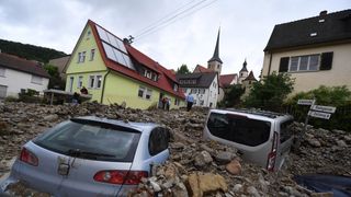 Cel putin 141 de persoane date disparute in China in urma unei alunecari de teren