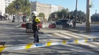 Politia a evacuat Placa de Catalunya, din Barcelona, la patru zile dupa atacul terorist