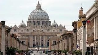 Se cutremura din temelii biserica catolica! 