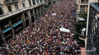 Greva generala in Catalonia, dupa violentele din ziua referendumului. Drumurile sunt blocate