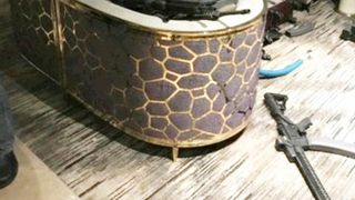 Imagini din camera atacatorului. Sursa: Daily Mail