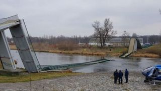 Accident incredibil in Praga! Un pod pietonal s-a prabusit - Patru persoane au ajuns la spital