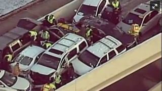 A nins pentru prima oara dupa 12 in Texas! Soferii nu au stiu cum sa conduca si au provocat un accident in lant pe autostrada