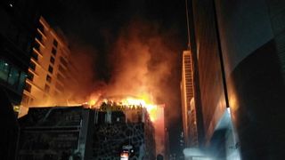 Cel putin 14 morti la Mumbai, intr-un incendiu urias la un restaurant