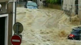 Vremea s-a dezlantuit in Europa! Germania, Austria si Franta, sub ape. Imagini apocaliptice