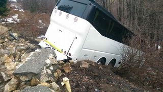 Un accident de autocar a provocat un adevarat DEZASTRU. 44 de persoane si-au pierdut viata