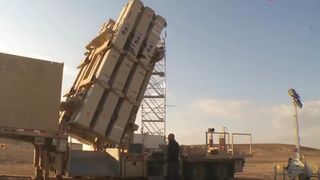 Sirenele de alerta au rasunat. Israelul a activat sistemul de aparare "Prastia lui David"