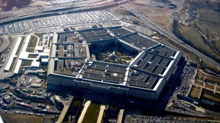 Pentagon a raportat ca fortele armate ale Chinei "se antreneaza, probabil, pentru atacuri aeriene" impotriva Statelor Unite si aliatilor sai