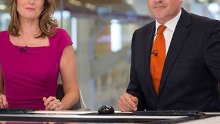 Clipe de cosmar pentru un celebru prezentator tv! Sotia sa a murit de cancer! La cateva zile dupa, el a primit o scrisoare de la spital