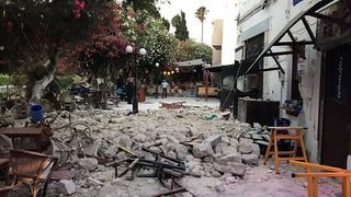 Ultima ora! Doua cutremure puternice in Grecia! Panicati si disperati oamenii au iesit pe strazi