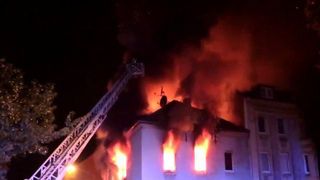 Flacarile au distrus cel mai mare muzeu de istorie din America Latina