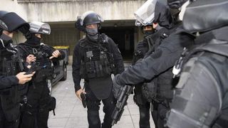 Sapte persoane ranite intr-un atac la Paris - Inca nu se stie daca e vorba de un nou atac terorist!