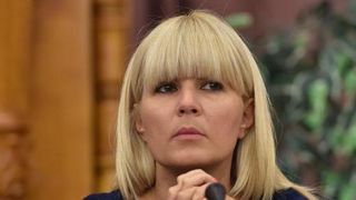 Elena Udrea s-a despartit de iubit! A recunoscut ca e din nou singura
