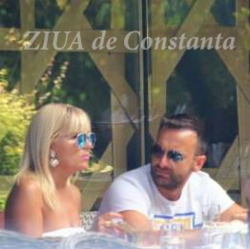 Elena Udrea si Valentin Chifu, anul trecut, la un restaurant pe Litoral