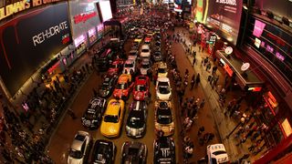 Cele mai scumpe masini, la Bucuresti! Cursa milionarilor s-a oprit la Bucuresti!