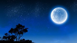 Spectacol astronomic in aceasta seara. Luna si Marte vor putea fi admirate pe cer