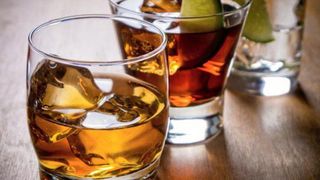 Un medic din Timisoara recomanda consumul de alcool zilnic: "Are beneficii pentru organism". In ce cantitate