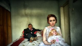 Caz socant! Un barbat si-a obligat fiica de 14 ani sa se casatoreasca cu violatorul ei