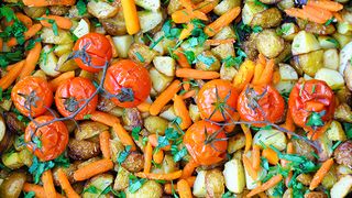 Cartoful poate fi otravitor. Toata lumea trebuie sa fie atenta la culoarea acestei legume