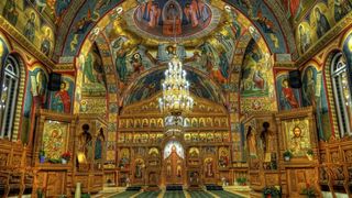 Interior Biserica Ortodoxa