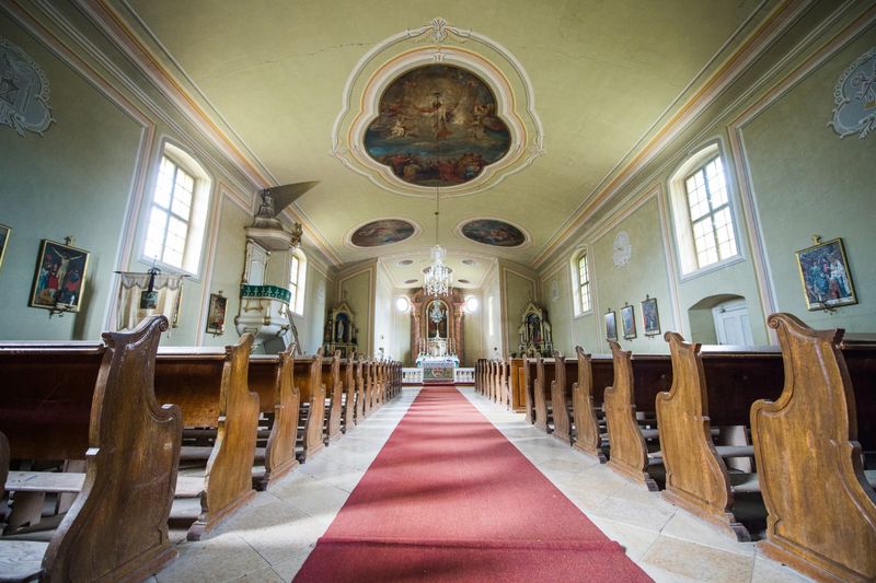 Interior Biserica Catolica