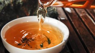 Un ceai din China este de 30 de ori mai scump decat aurul si are proprietati miraculoase