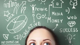 Iti dai seama cand vorbesti cu un om prost? Uite cele 6 semne care tradeaza lipsa de inteligenta