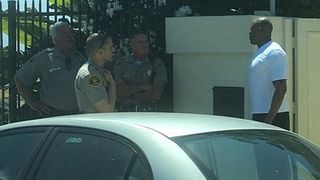 Dr Dre, incatusat de politie dupa ce tot el a fost agresat verbal de catre un barbat care ii bloca iesirea masinii din garaj