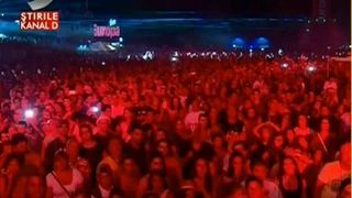 Concert Europa FM: 40 de mii de oameni au mers weekendul acesta pe plaja dintre Saturn si Venus