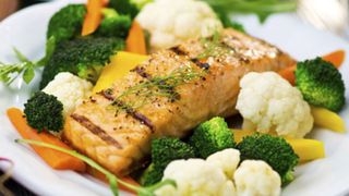 Un nou studiu confirma beneficiile proteinelor slabe. Ce alimente reduc riscul de deces si care sunt cele mai periculoase