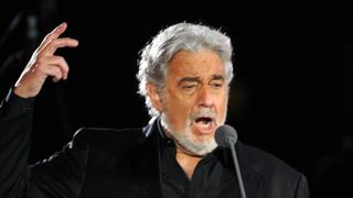 La 75 de ani, tenorul Placido Domingo are angajamente profesionale pentru &icirc;ncă trei ani: "Stiu ca nimic nu e etern si intr-o zi vocea nu ma va mai asculta"