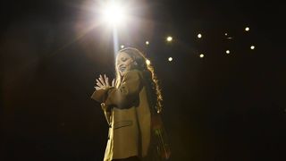 Surpriza uriasa pe care i-a facut-o Rihannei unei pustoaice de 15 ani din Romania! A facut-o celebra in toata lumea