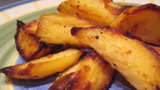 Ingredientul secret pentru cei mai buni cartofi la cuptor. Asta face toata diferenta