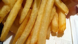 A fost dezvaluit secretul cartofilor prajiti de la McDonald's. Uite cum poti sa ii faci la tine acasa