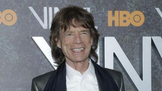 La 73 de ani, Mick Jagger se pregateste sa devina tatic. Femeia care ii va aduce copilul pe lume are numai 29 de ani si va primi 2,5 de milioane de lire sterline