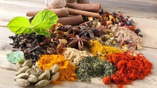 Folosesti acest condiment? Poate cauza paralizie musculara sau convulsii