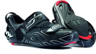 Pentru biciclete, iata ce pantofi de ciclism ai nevoie