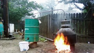 Tuica la cazan a facut deja primele victime la Iasi: soc anafilactic, coma alcoolica si arsuri de gradul I dupa ce cazanul a explodat