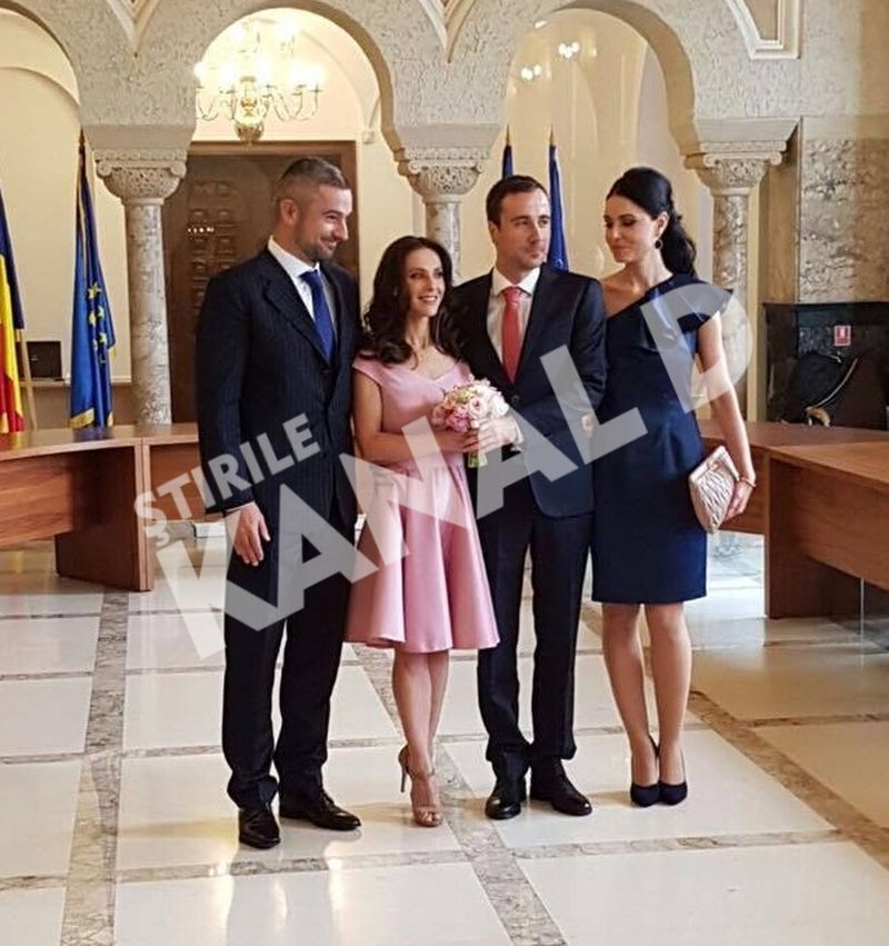 Andreea Raducan si Daniel Tandreu, alaturi de nasii lor