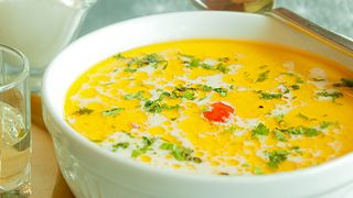 Trucul care te ajuta sa faci cea mai buna ciorba de burta. Doar cei mai buni bucatari folosesc ingredientele astea