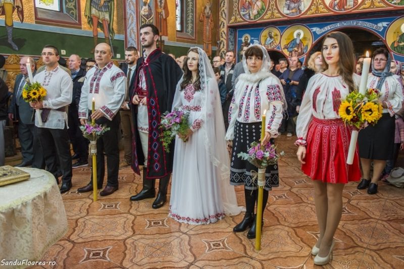 Sursa foto: sandufloarea.ro