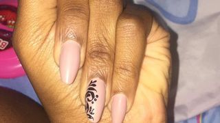 La prima vedere pare o fotografie normala, insa internautii au descoperit un lucru inspaimantator. Ce se ascunde in spatele acestei imagini postate pe o retea de socializare