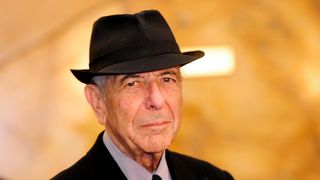 A murit celebrul compozitor si interpret canadian, Leonard Cohen. Sigur ai ascultat cu drag piesele lui. Avea 82 de ani