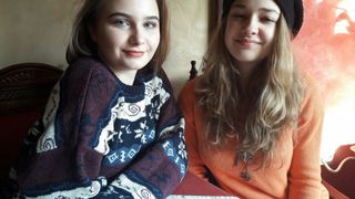 Doua eleve din Piatra Neamt au castigat un concurs international in Japonia. Din pacate, tinerele nu au bani sa mearga sa isi ridice premiul