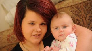 O femeie insarcinata a nascut in toaleta unui spital, dupa ce medicii i-au spus ca nu este in travaliu: "Du-te acasa si odihneste-te!"